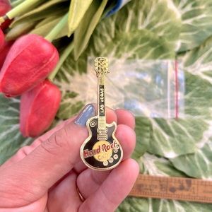 LAST CHANCE • Hard Rock Cafe Las Vegas Pin, Merch • Acoustic Guitar Brooch